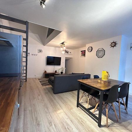Apartamento La Casa Tres - Cosy In The Very Centre Port Cherbourg-en-Cotentin Exterior foto